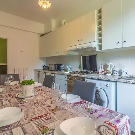 Casa Carmen - Brand New Apt For Family 라팔로